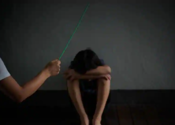 प्रिंसिपल छात्र स्कूल