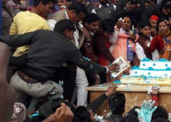 मायावती जन्मदिन केक