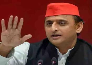 अखिलेश यादव अप्पर कास्ट