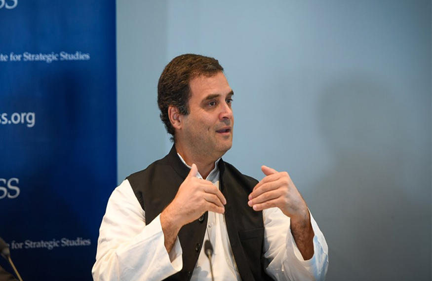 मनोरंजन में कोई कमी नहीं रख रहे हैं राहुल, पहले खुद के भाषण ही हंसाते थे अब ट्रांसलेटर भी आ गया