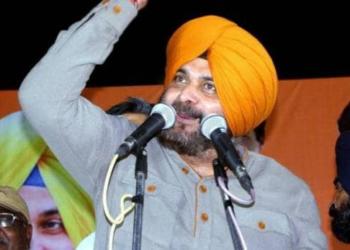अपने राज्य पंजाब में सिद्दू के चुनाव प्रचार पर छाए संकट के काले बादल, उनका चुनावी सभाओं में चिल्लाना ही बना कारण