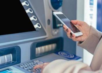 ATM से पैसे निकालने के लिए कार्ड की झंझट होगी खत्म, यूपीआई से निकाल सकेंगे पैसे