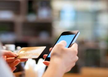 डिजिटल पेमेंट में भारत पीछे छोड़ रहा है बड़े देशों को