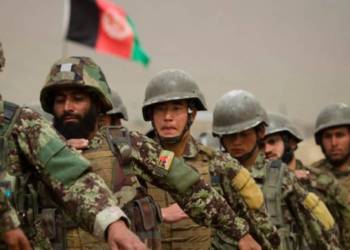 पाक अफ़ग़ानिस्तान बॉर्डर पर चालाकी दिखा रहा था, अफगानियों ने तसल्ली से फोड़ डाला