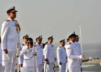 हनी ट्रैप की घटनाओं से बचने के लिए भारतीय नौसैन्य ठिकानों, जहाजों पर स्मार्टफोन, सोशल मीडिया पर प्रतिबंध