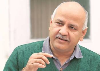 शर्मनाक: दिल्ली पुलिस को निशाना बनाने के लिए सिसोदिया ने फेक न्यूज़ फैलाई, रंगे हाथों पकड़े गए