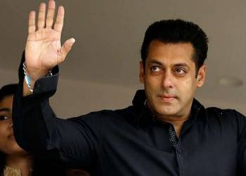 सलमान खान – बॉलीवुड का वो बैड ब्वॉय जिसे जनता को पूजना बंद करना चाहिए 