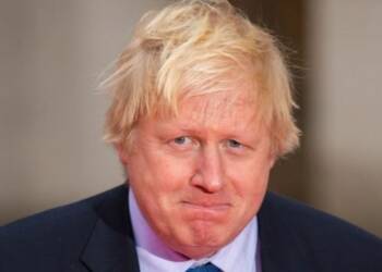 बोरिस जॉनसन ने आखिरकार वामपंथी BBC के गले में बांधी घंटी, ऋषि सुनक के करीबी को नियुक्त किया अध्यक्ष!