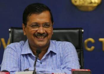 किसान बता मानहानि का मुकदमा दायर करने वाले, आम आदमी पार्टी के ही निकले सदस्य!