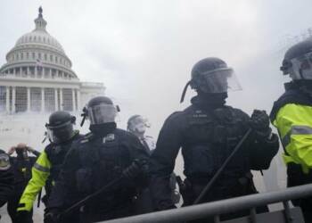 कल रात वाशिंगटन DC में जो हुआ वह बस न्यूटन का Third law of Motion था