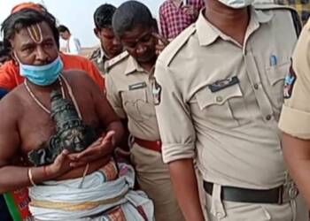 आंध्र प्रदेश की जगन मोहन रेड्डी सरकार के विरुद्ध  हिन्दुओं ने भरी हुंकार, मंदिरों का अपमान अब और नहीं!