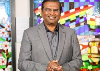 ईसाई धर्म प्रचारक पॉल दिनाकरन के 28 ठिकानो पर पड़ी IT की रेड!