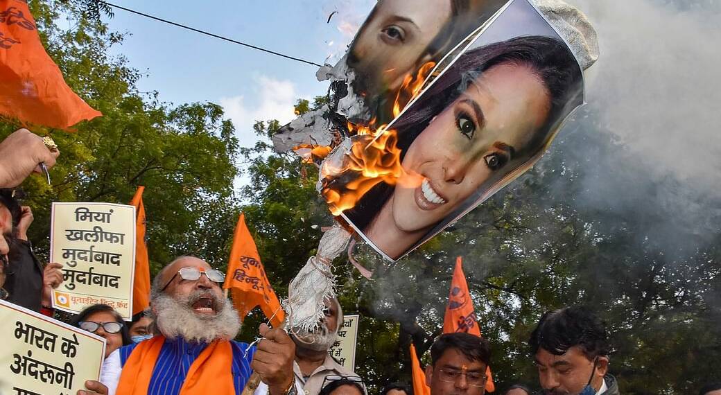 कमला हैरिस की भतीजी मीना हैरिस भारत से रिश्ते खराब करा सकती है, इस लड़की को संभाल कमला!