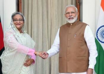 बांग्लादेश में PM मोदी- ये दौरा कूटनीतिक तौर पर अहम पर पश्चिम बंगाल के लिए भी एक सन्देश छुपा है