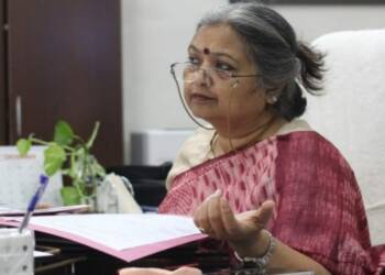 इलाहाबाद विश्वविद्यालय की VC की शिकायत के बाद इलाहाबाद SP ने मस्जिद से हटाए लाउडस्पीकर