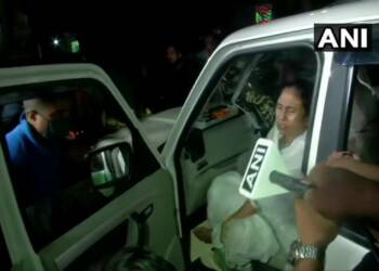 अपनी सीट बचाने की ममता बनर्जी की आखिरी कोशिश, पर प्रत्यक्षदर्शियों ने इसपर पानी फेर दिया