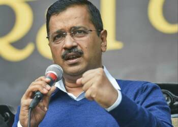 दिल्ली के क्रांतिकारी मुख्यमंत्री केजरीवाल ने लंबे समय से क्रांति नहीं की, तो अब वह उसके लिए योजना बना रहे हैं