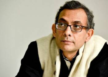 नोबेल विजेता अभिजीत बनर्जी, लॉकडाउन के बहाने भारत को वेनेजुएला या क्यूबा बनाना चाहते हैं