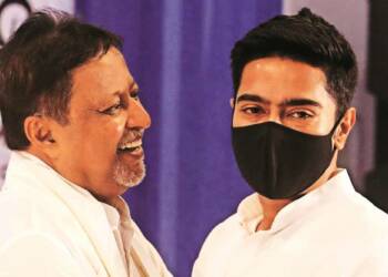 ठहरिए! क्या BJP ने जानबूझकर मुकुल रॉय को पार्टी से जाने दिया?