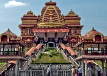 कर्नाटक में अब हिंदू मंदिरों का फंड हज, मदरसा और चर्चों पर खर्च नहीं होगा