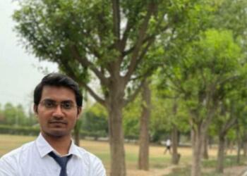 IITian से IAS अधिकारी बने, यह कोई जश्न की बात नहीं है