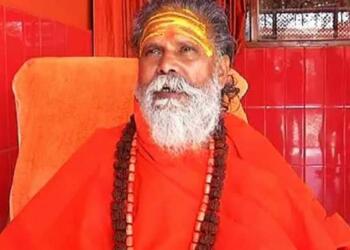 महंत नरेंद्र गिरी को किसने मारा?