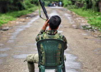 नियम बदलने से कश्मीर नहीं बदलेगा, बदलेगा तो बस तेवर बदलने से