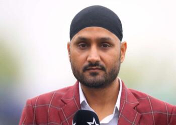 मोहम्मद आमिर हरभजन