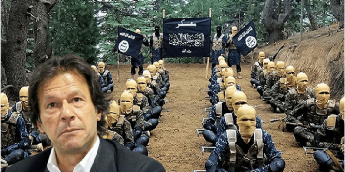 ISIS ने दुनिया के सबसे बड़े आतंकी ठिकाने के खिलाफ शुरू की जंग