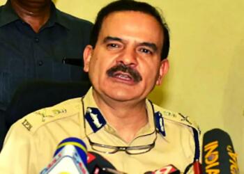 परमबीर सिंह भाग गए हैं