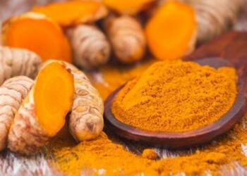 हल्दी को इंग्लिश में क्या कहते है?