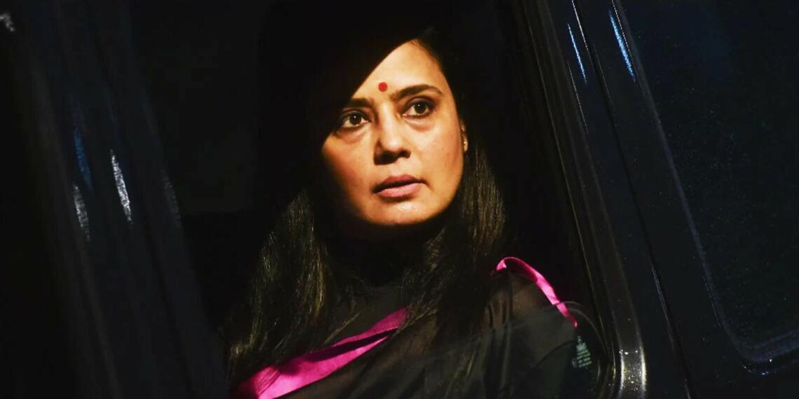 महुआ मोइत्रा बुद्धिमती नहीं बल्कि तेज-तर्रार, अतार्किक और गाली-गलौज करने वाली राजनेत्री हैं