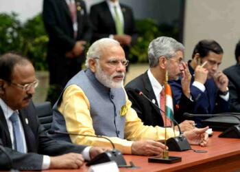 बहुत लंबे समय तक रक्षात्मक रह लिया गया, अब भारत के जागने का समय है!