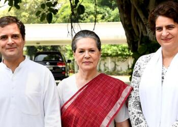 गांधी परिवार ने शुरू की कांग्रेस के भीतर आखिरी डॉग फाइट!