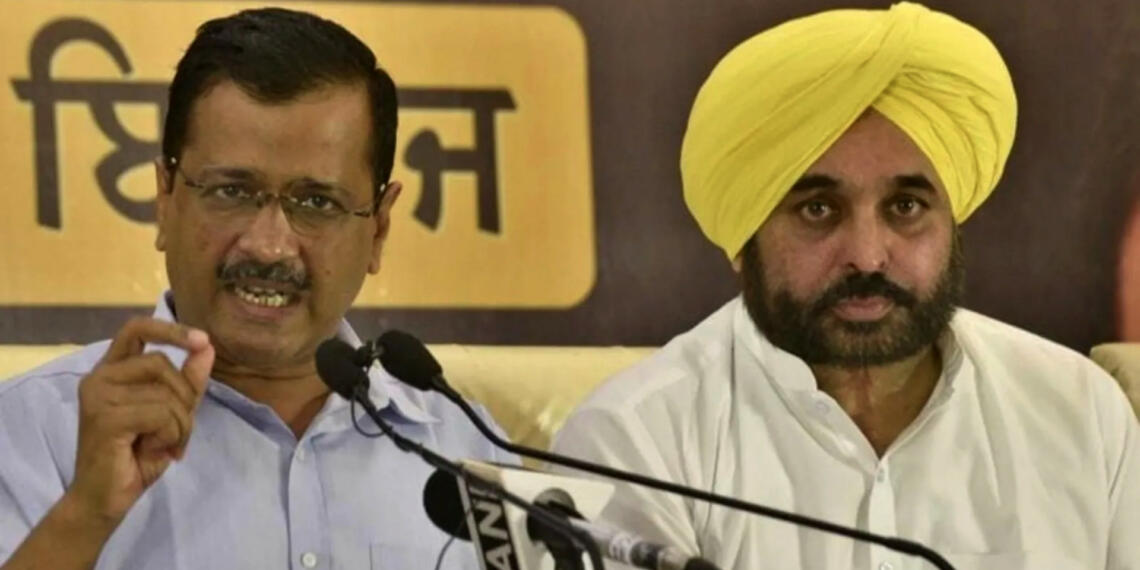 पंजाब में AAP की जीत केजरीवाल को पार्टी से बाहर कर सकती है