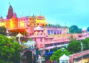 अपने आप को तैयार कर लीजिये , कृष्ण जन्मभूमि भी हमारा होने जा रहा है!