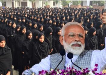 विपक्ष के बनाए पीएम मोदी की अल्पसंख्यक विरोधी छवि का भ्रमजाल अब हो चुका है चकनाचूर