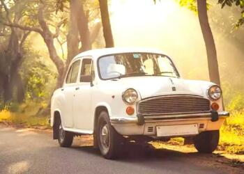 एंबेसडर कार