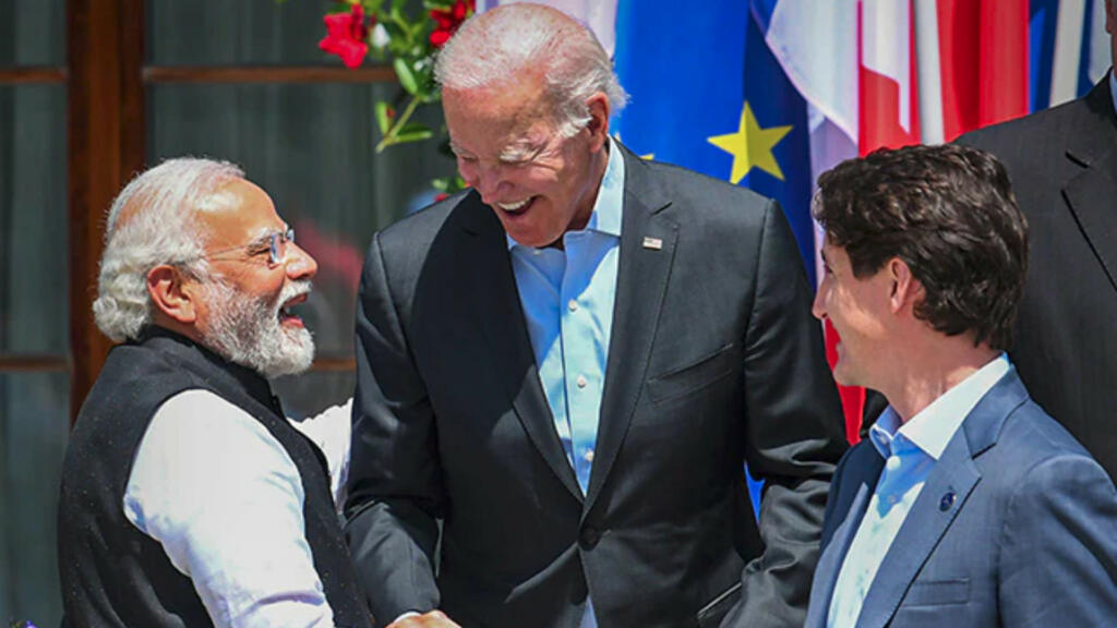 An interesting analysis of a 12-second-long Modi-Biden video