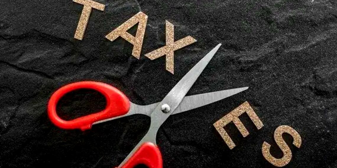 सोशल मीडिया इन्फ्लुएंसर्स टैक्स