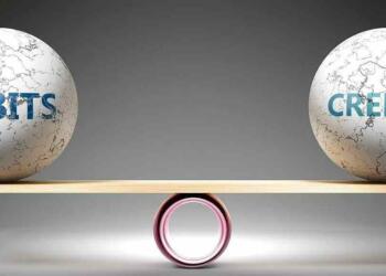 डेबिट कार्ड एवं क्रेडिट कार्ड (Credit and Debit meaning in Hindi)