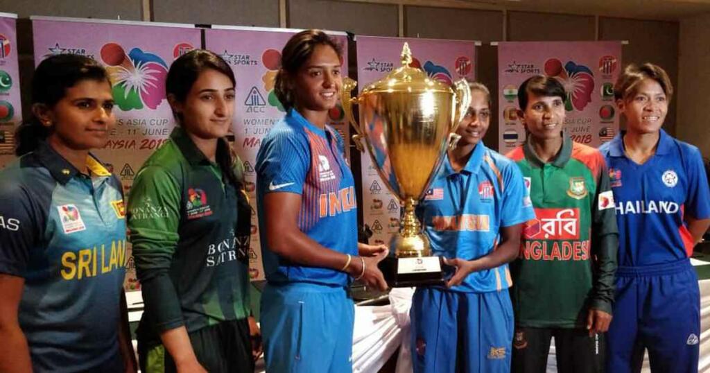 All captains with Women's Asia Cup 2022 trophy