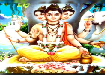 Dattatreya: The Divine culmination of brahma, Vishnu and Mahesh