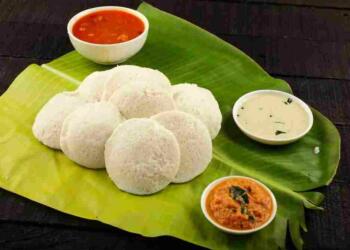 Idli Recipe in Hindi