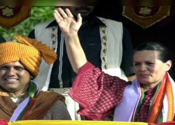 गोविंदा सोनिया गांधी