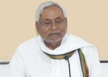 Nothing shouts more Nitish's incompetency that demand of special status for Bihar