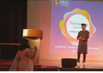 ‘जय श्री राम’ का नारा लगाने पर कॉलेज के छात्र को अपमानित करने वाले प्रोफ़ेसर सस्पेंड!