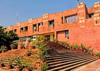 जेएनयू, दिल्ली विश्वविद्यालय, जैन, हिंदू, बौद्ध