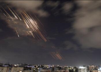 वर्ल्ड वॉर-3 की आहट? ईरान का इजरायल पर 181 मिसाइलों से अटैक, IDF बोला- सही वक्त पर जवाब देंगे