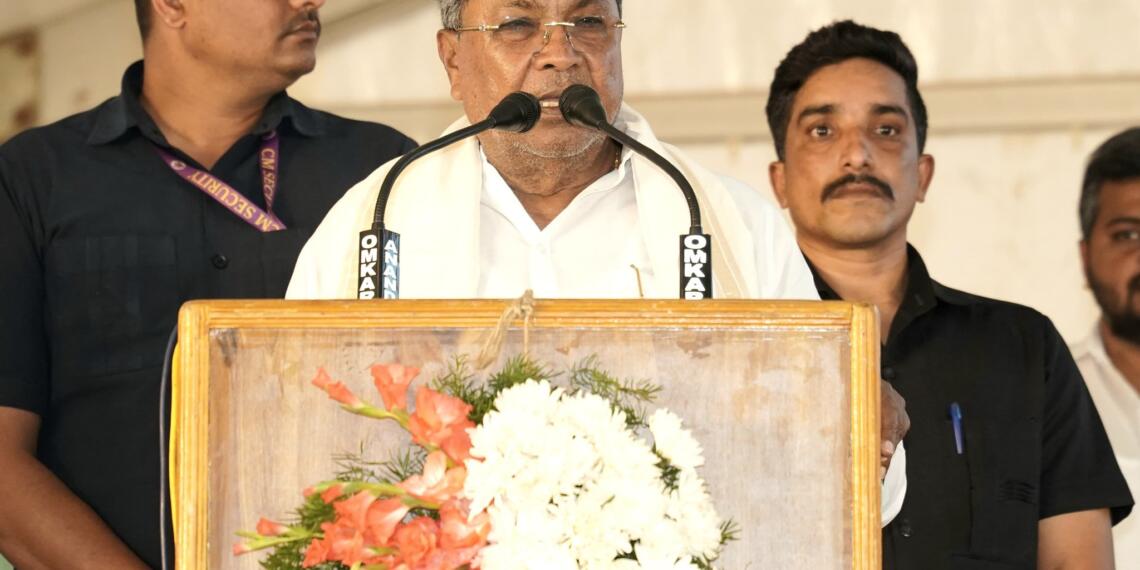 MUDA घोटाला: 14 प्लॉट लौटाने का ऑफर, क्या कर्नाटक के CM सिद्धारमैया ने गड़बड़ी मान ली है?